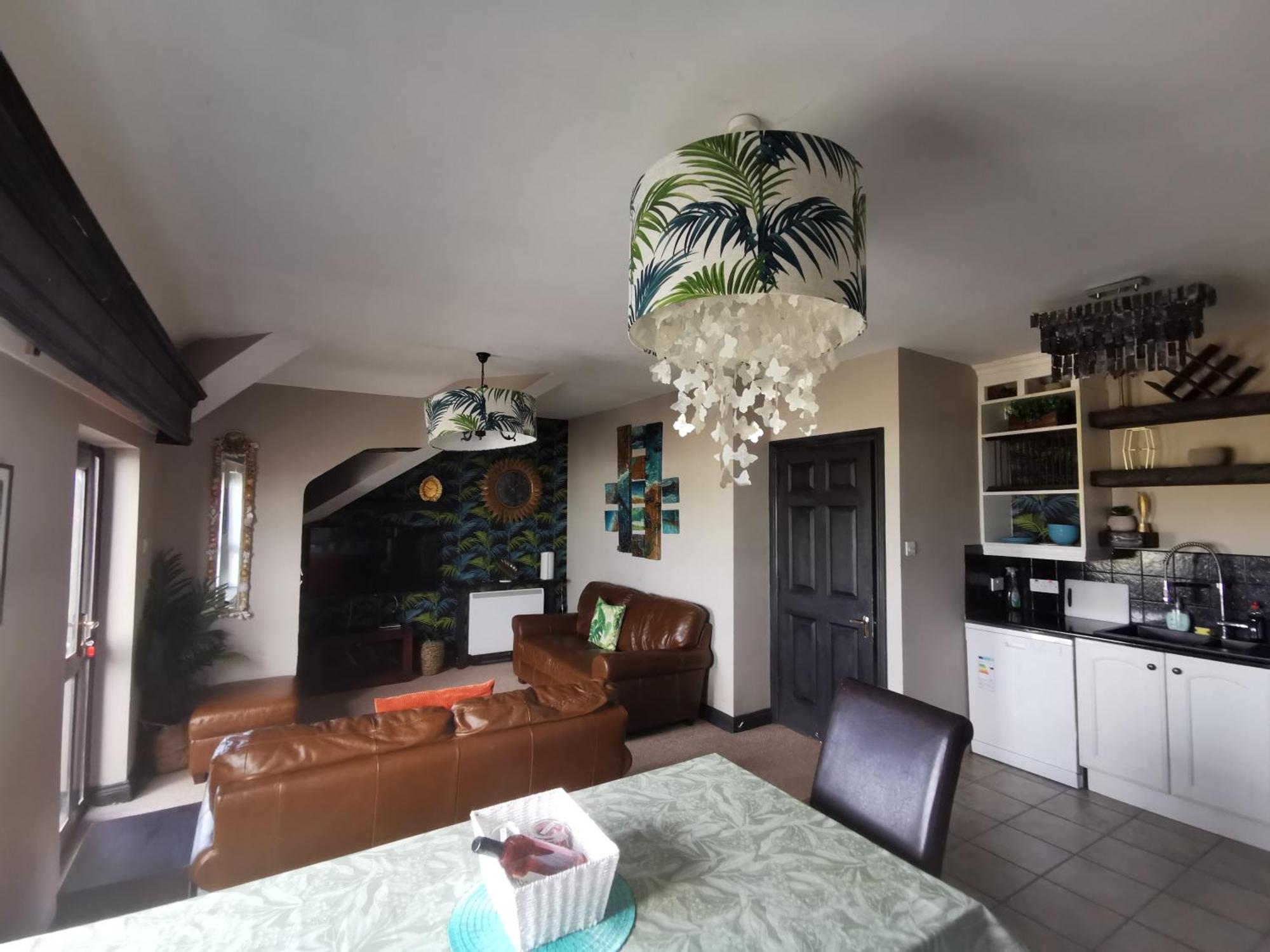 Palm Cove Bundoran Luxurious Sea View Balcony Free Wifi Netflix Sleeps 5 Apartment ภายนอก รูปภาพ