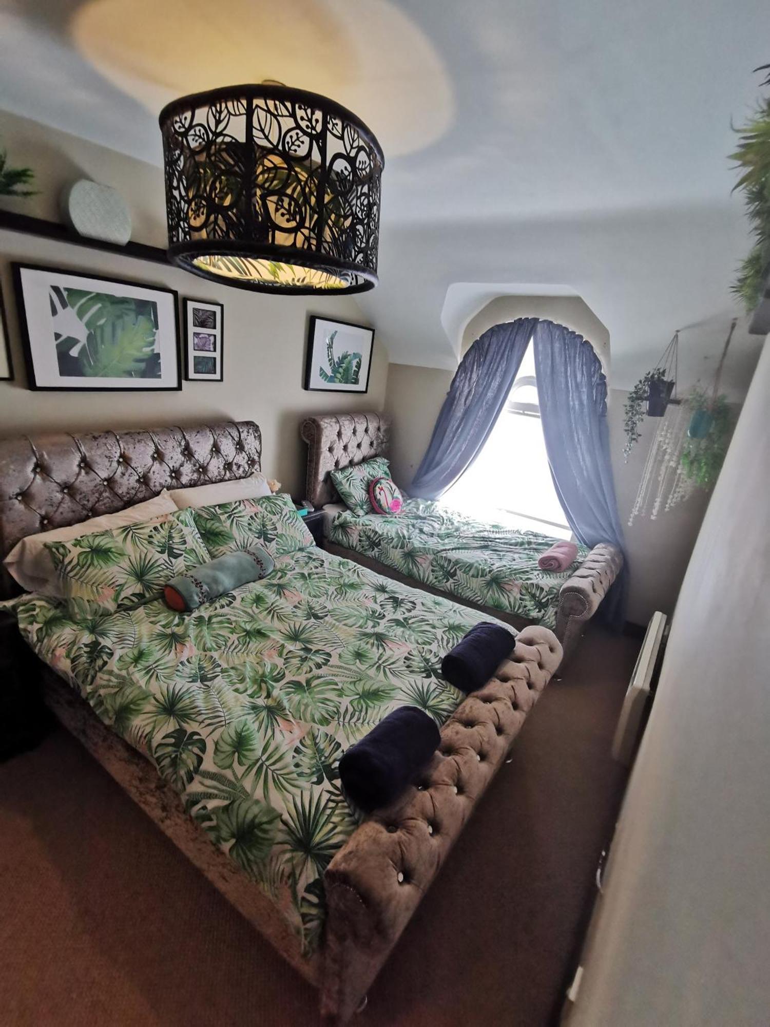 Palm Cove Bundoran Luxurious Sea View Balcony Free Wifi Netflix Sleeps 5 Apartment ภายนอก รูปภาพ